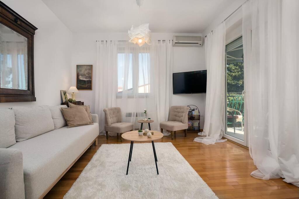 Duplex + Garage Leilighet Rovinj Eksteriør bilde