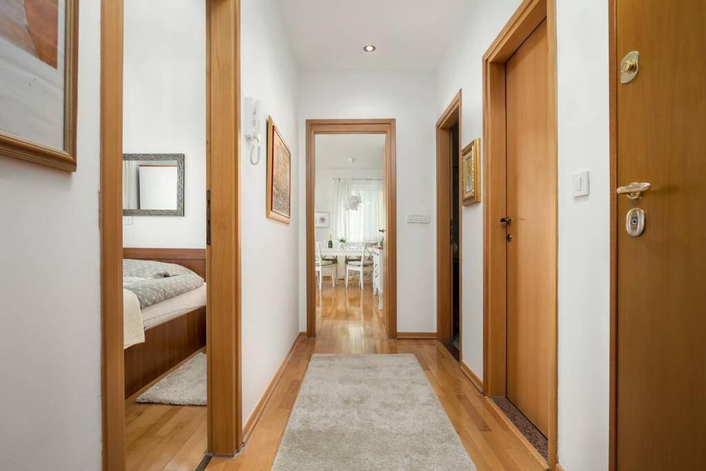 Duplex + Garage Leilighet Rovinj Eksteriør bilde