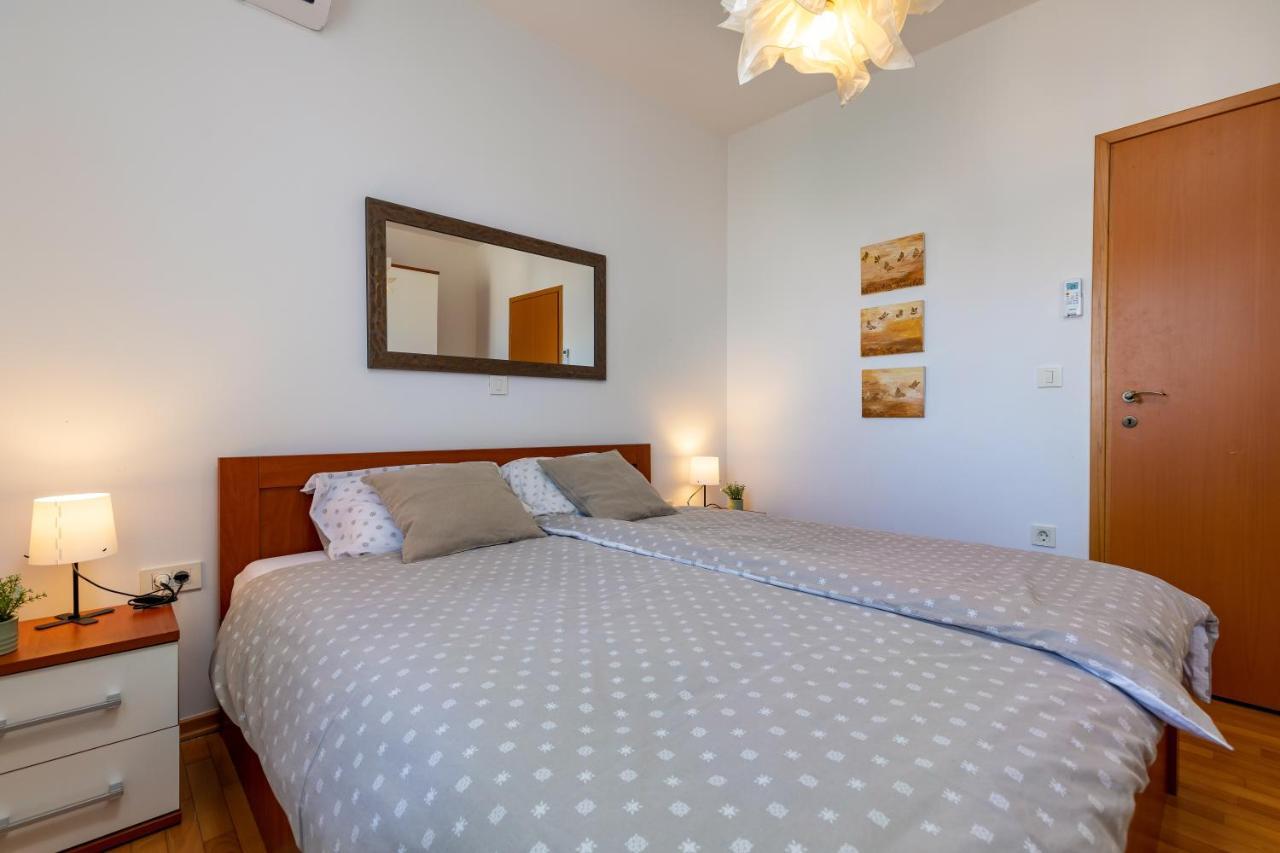 Duplex + Garage Leilighet Rovinj Eksteriør bilde