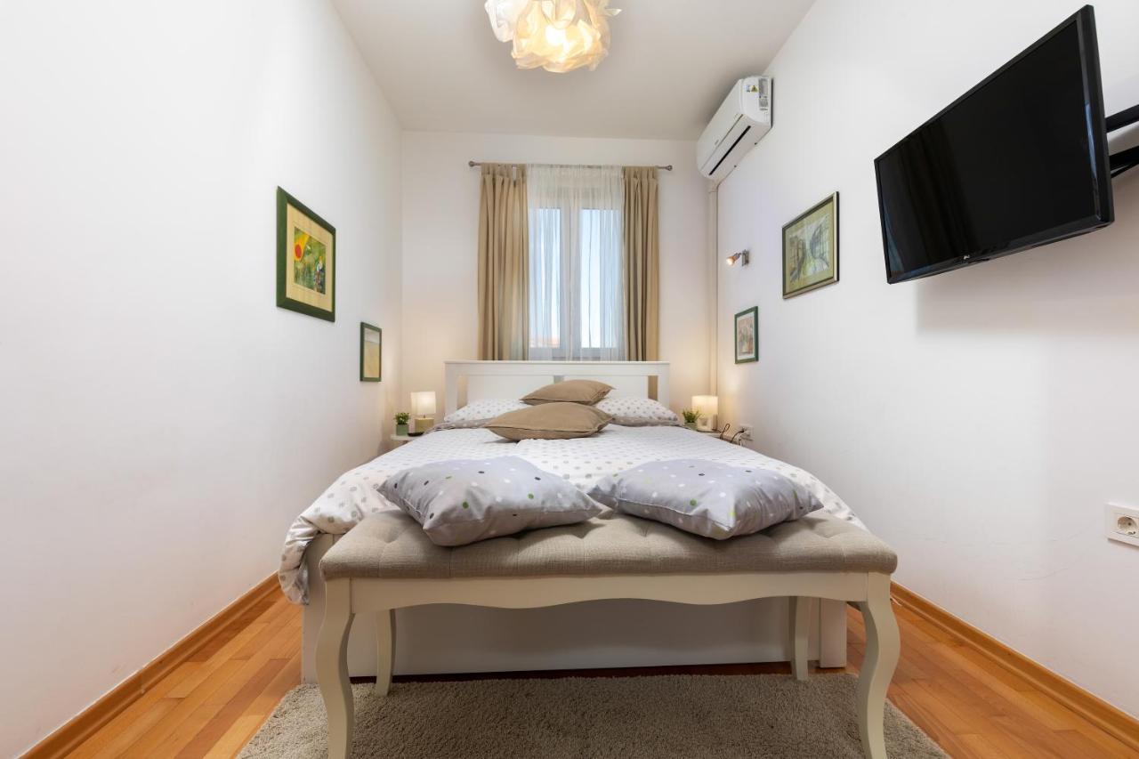 Duplex + Garage Leilighet Rovinj Eksteriør bilde